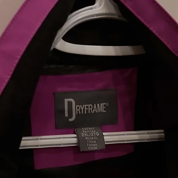 Dryframe tri-tech hard shell jacket - Picture 8 of 11